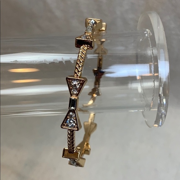 Gold tone Rhinestone Bow Bangle Bracelet - Picture 1 of 5